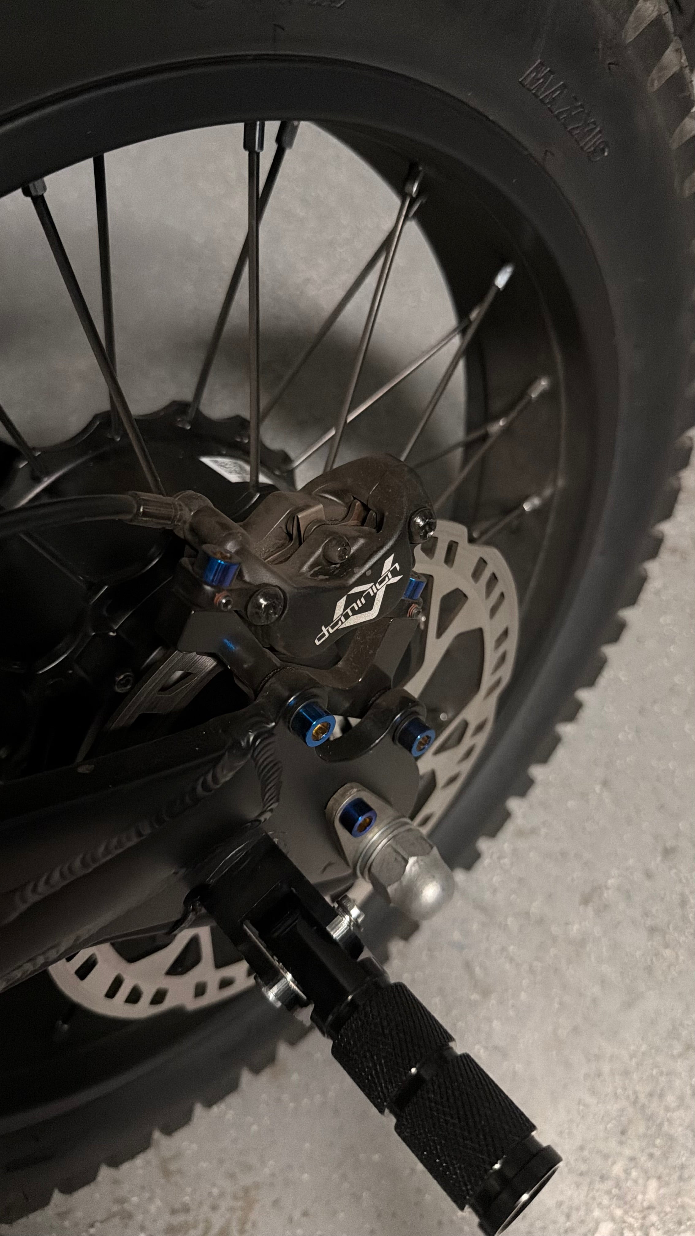 Ghostcat titanium bolt kit